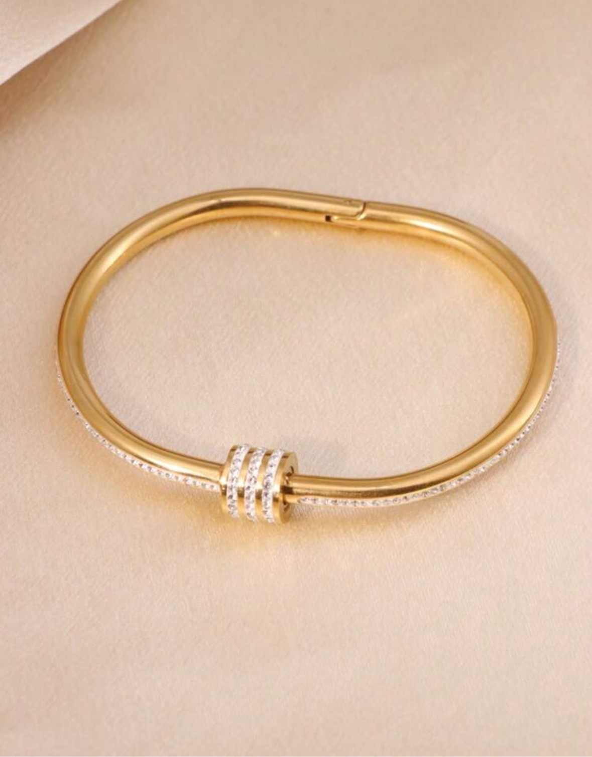 Radiance Halo Gold Bangle